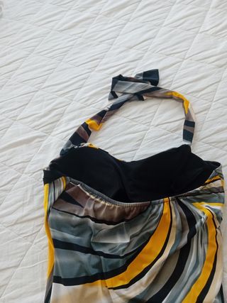 Vestitino elasticizzato in figura