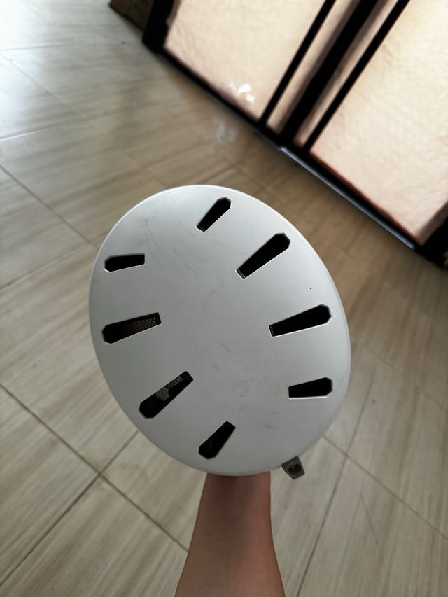 Casco Bern mujer