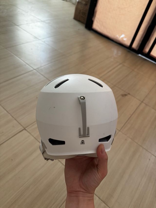 Casco Bern mujer