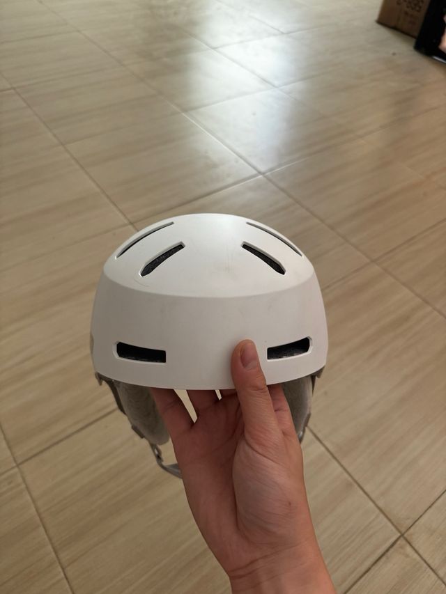 Casco Bern mujer