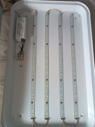 Lampara led  en buen estado 