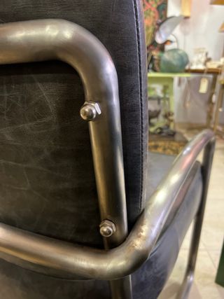 POLTRONA IN STILE INDUSTRIAL IN PELLE E METALLO