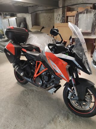 KTM superduke GT