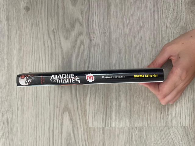 Manga ATAQUE A LOS TITANES