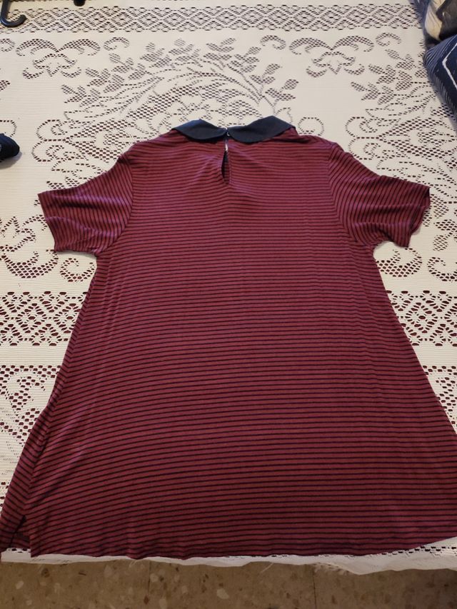 Camisa de rayas con cuello 