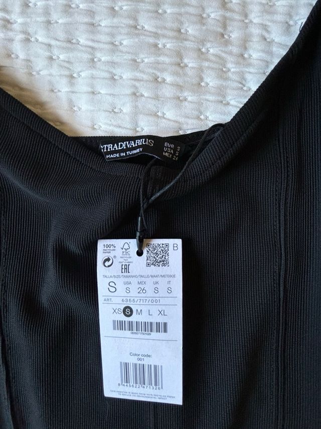 Vestido corto negro basico Stradivarius