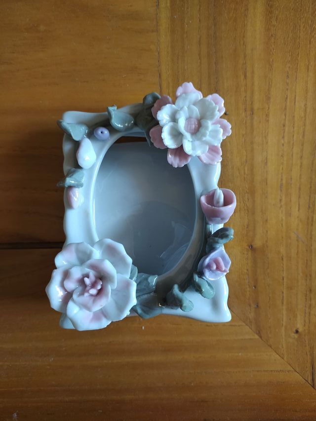 Cornice in porcellana vintage anni ‘80/90