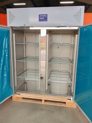 🔲 Armario Refrigerado 2 Puertas - Plata