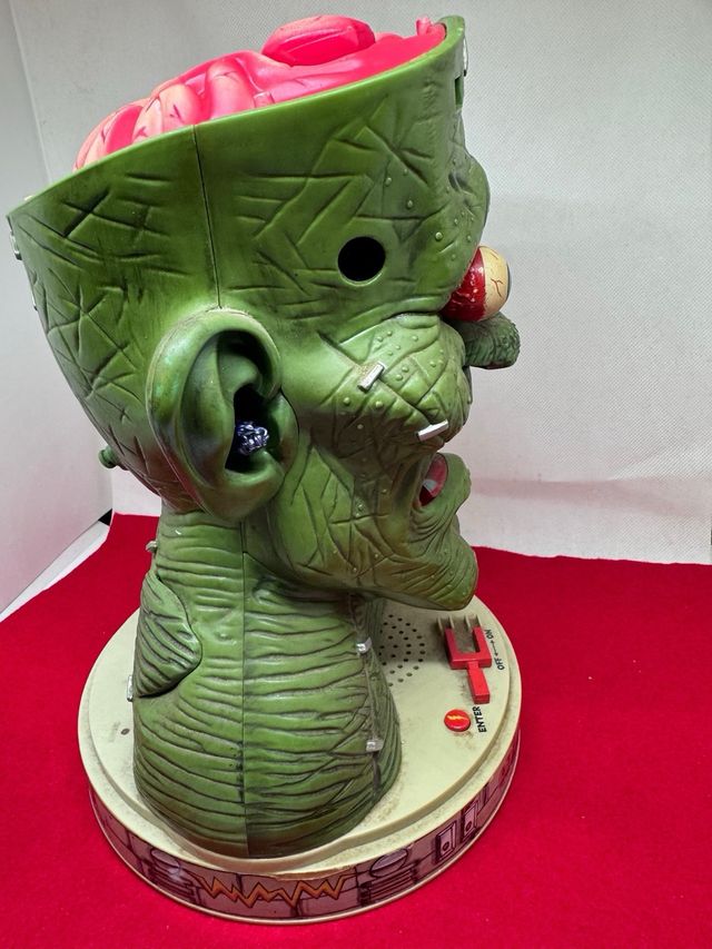 Juego las piezas del terror Frankestein