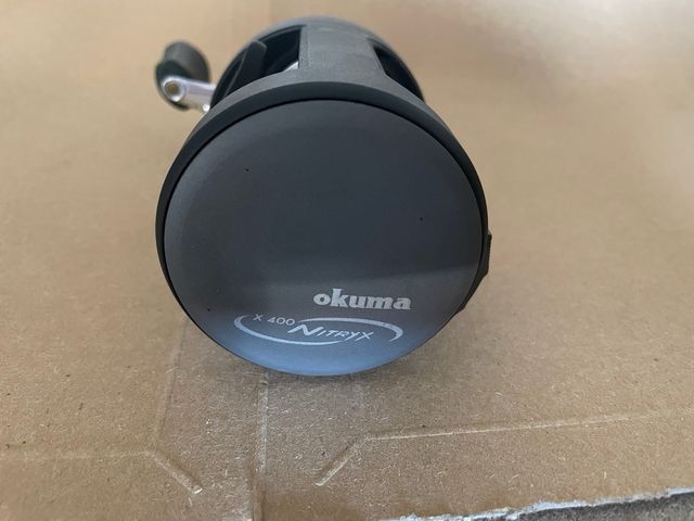 Carrete de pesca de casting Okuma 