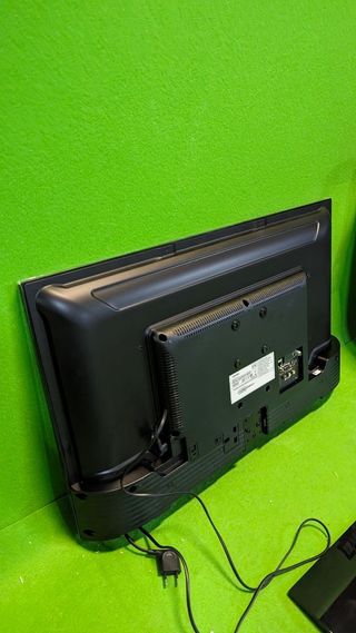 Toshiba TV 32L3163DG Smart TV de 32" ROTA