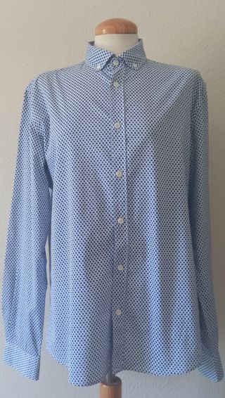Camisa estampada de hombre 