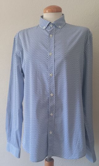 Camisa estampada de hombre 