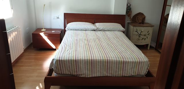 Dormitorio 150cm, cabecero+estructura+mesitas