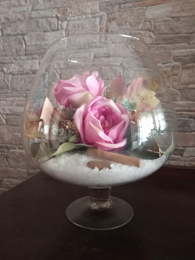 Composizione  floreale  in coppa gigante