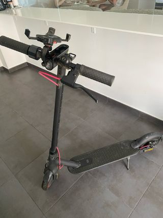 Xiaomi Mi Scooter Pro 2 + casco + soporte movil