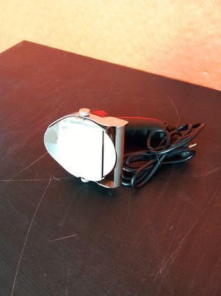 🔲 Cuchillo Eléctrico de Kebab