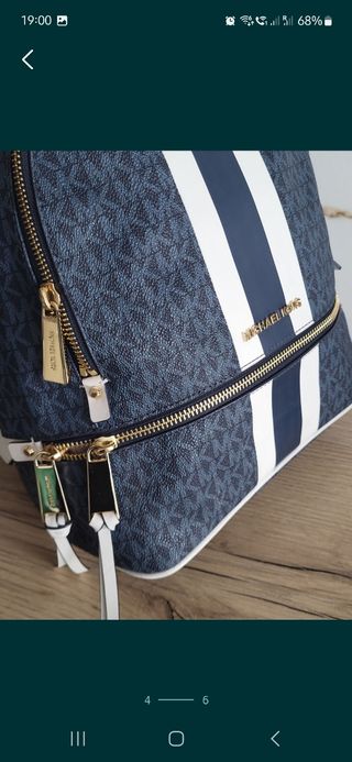 Mochila de MICHAEL KORS - Nueva