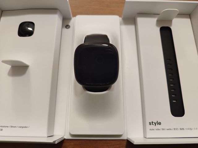 Fitbit Versa 3