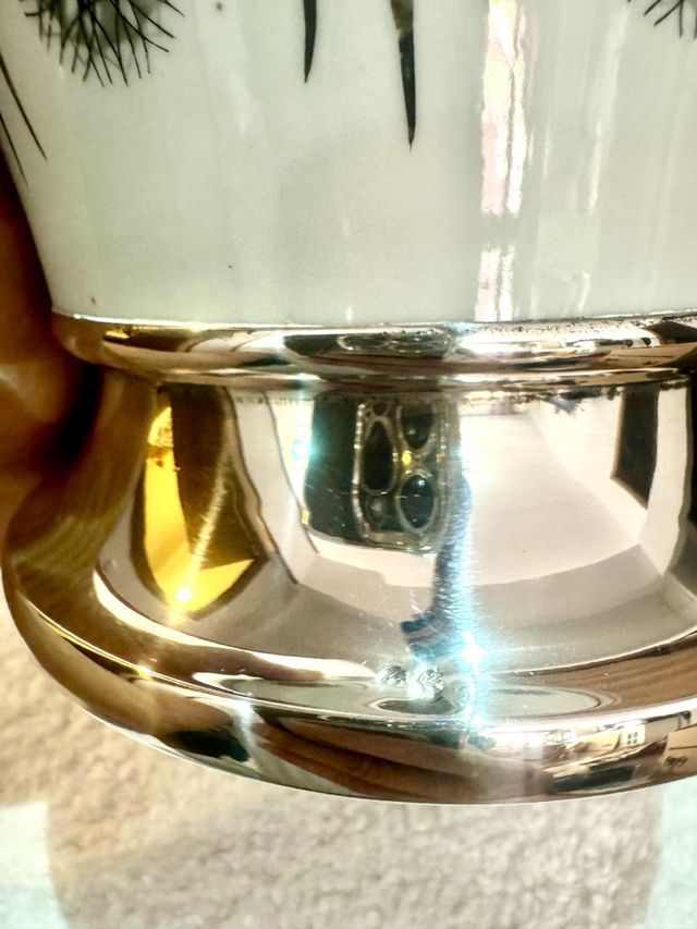 JARRON DE PORCELANA CHINA Y PLATA(BASE Y BOCA)