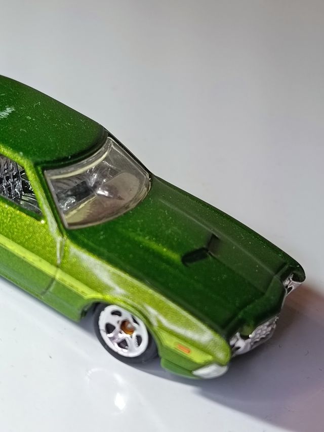 FORD GRAN TORINO SPORT DE 1972 1/64 HOTWHEELS