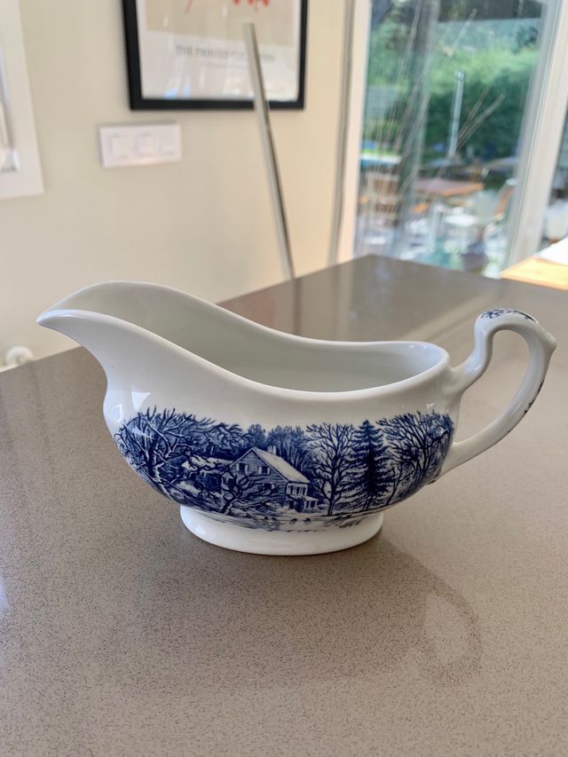 Cafetera / Tetera, Salsera y Sopera de ceramica