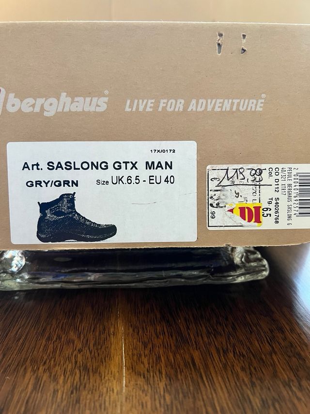 Scarponcini da hiking marchio BERGHAUS