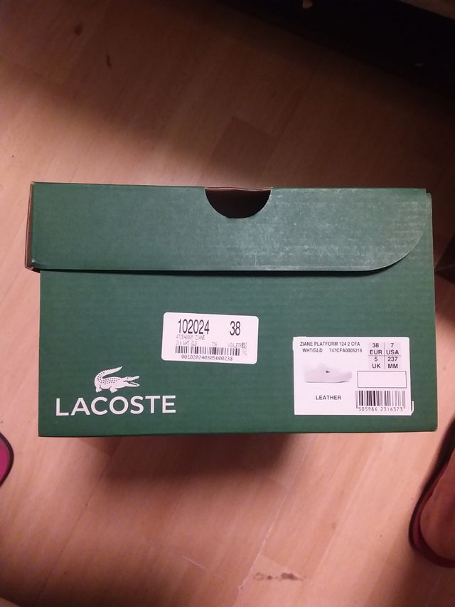 Zapatillas Lacoste con plataforma.