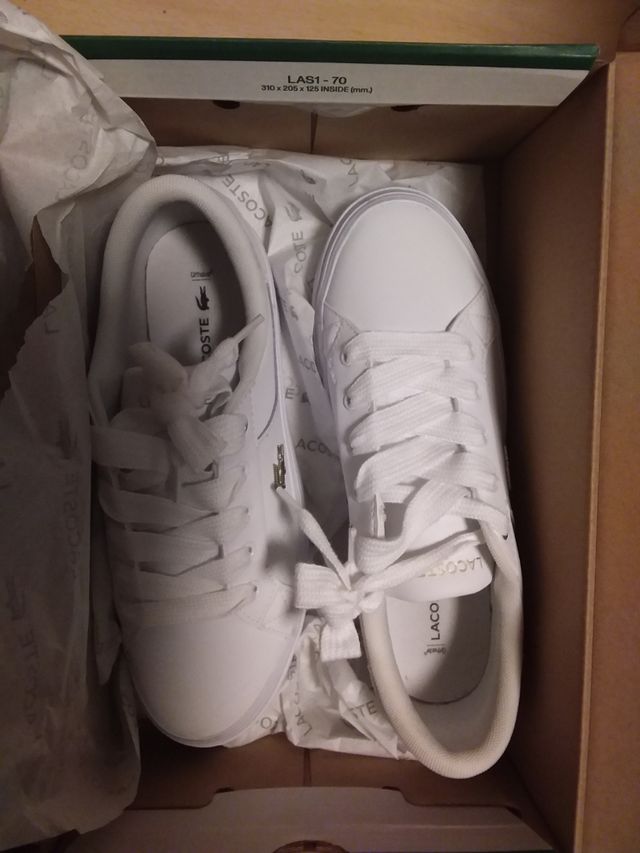 Zapatillas Lacoste con plataforma.