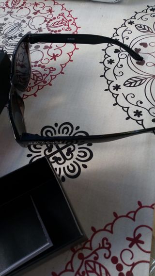 Gafas de sol HAWKERS. Espejo, nuevas.Para regalo