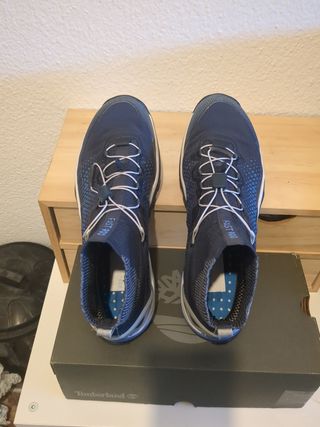 Botas montaña Decathlon - color único!