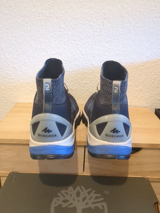 Botas montaña Decathlon - color único!