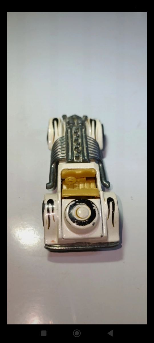 SWEET 16 DE 1970  1/64 HOTWHEELS