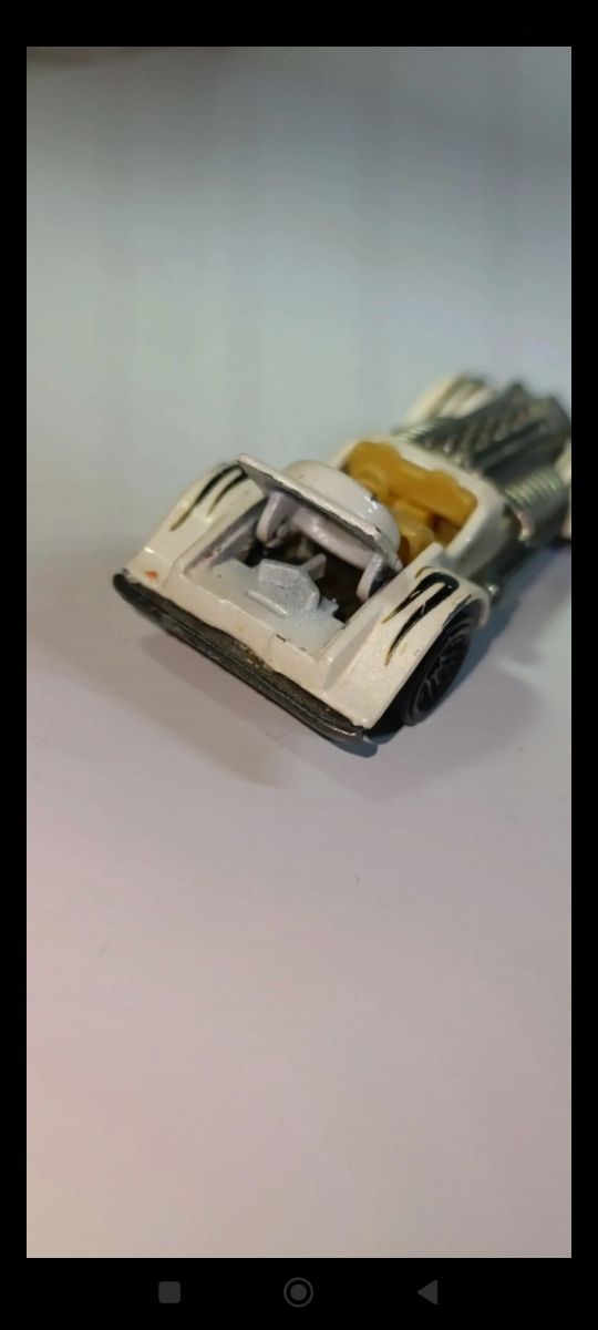 SWEET 16 DE 1970  1/64 HOTWHEELS