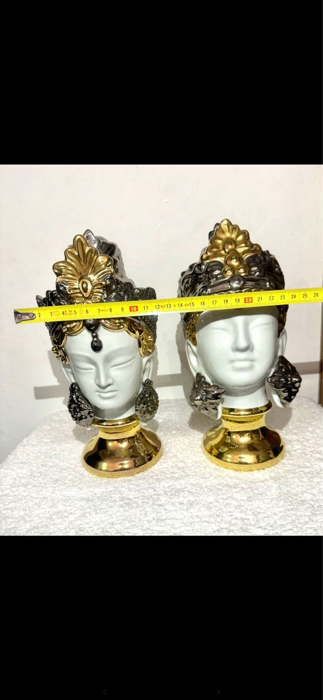 Esculturas de bustos o cabezas d dioses orientales