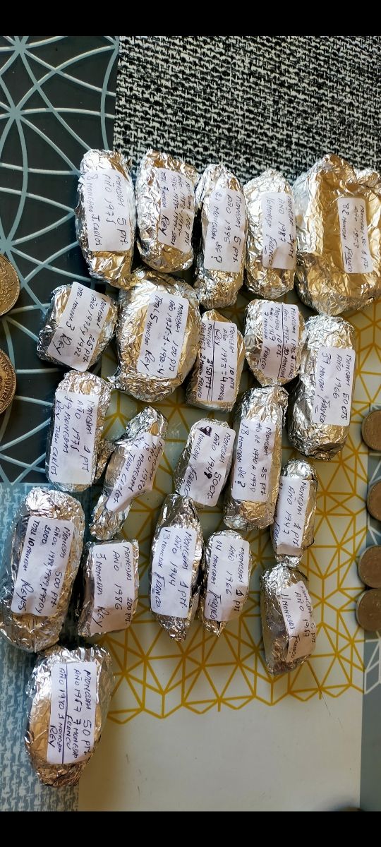 Vendo Monedas antiguas y Billetes 