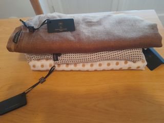 3 Sciarpe nuovissime o 20 euro 1 pezzo GUTTERIDGE