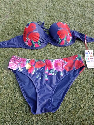 Bikini mujer de flores a estrenar 