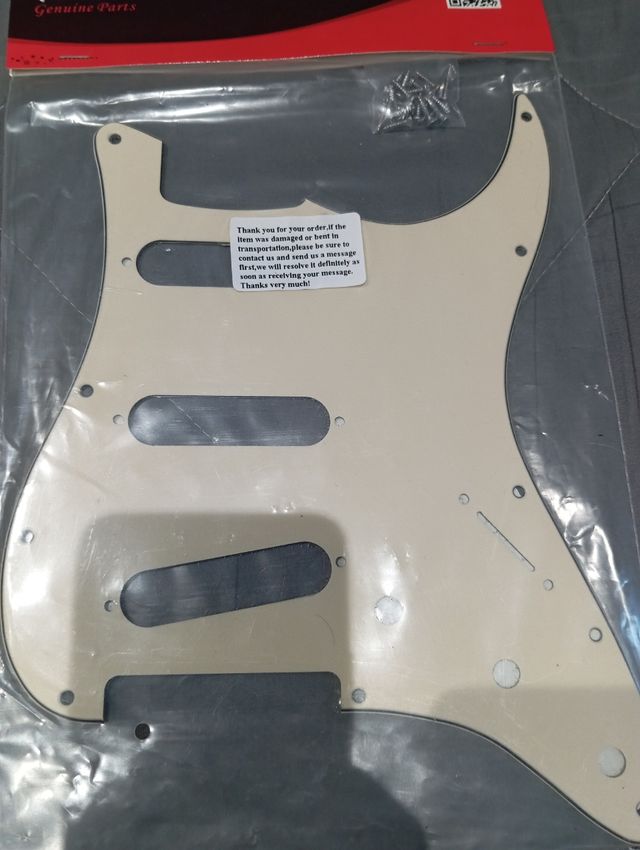 Golpeador guitarra stratocaster