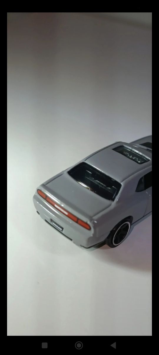 CHRYSLER DODGE CHALLENGER 1/64 MATCHBOX