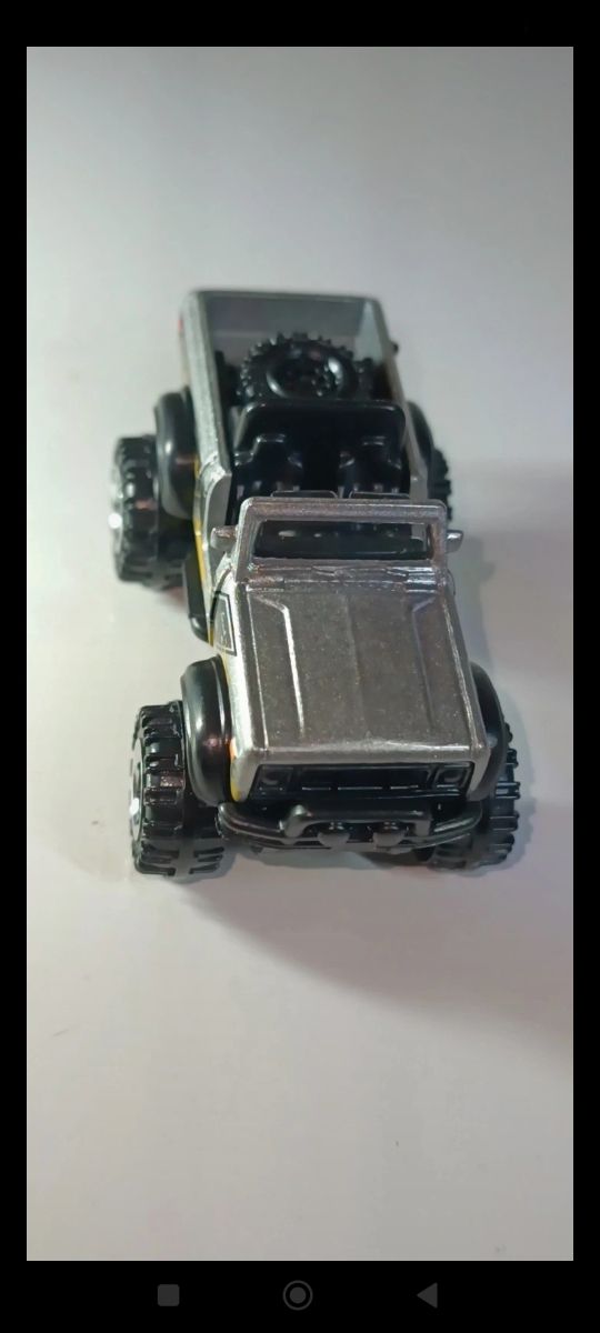 INTERNACIONAL SCOUT 4X4 1/64 MATCHBOX