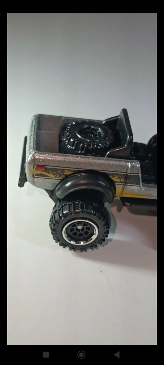 INTERNACIONAL SCOUT 4X4 1/64 MATCHBOX