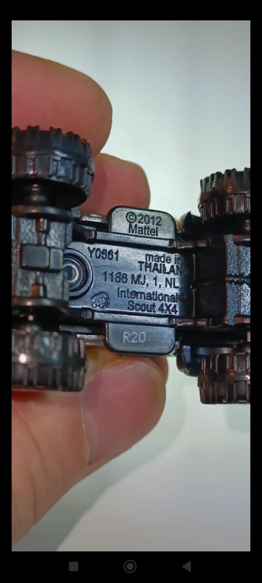 INTERNACIONAL SCOUT 4X4 1/64 MATCHBOX