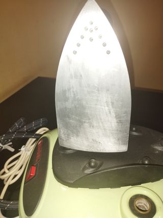 Ferro da stiro con caldaia in pressione