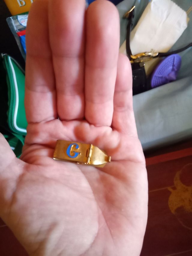 Sujeta corbatas antiguo 