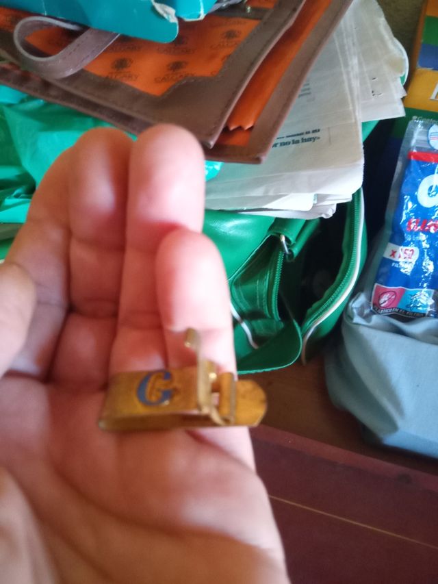 Sujeta corbatas antiguo 