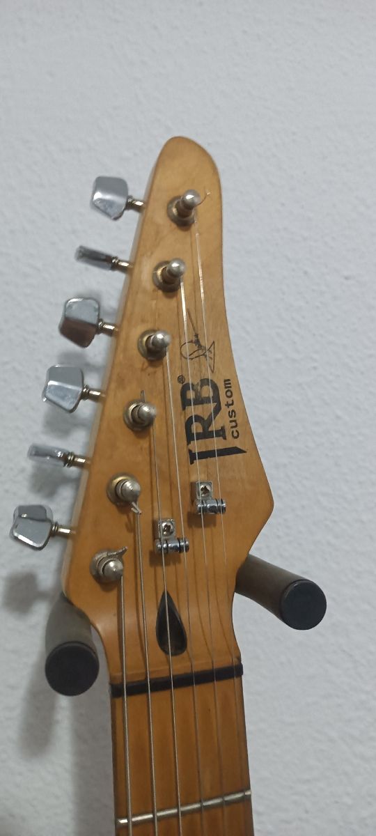Guitarra eléctrica Cort 1992 tipo Strato