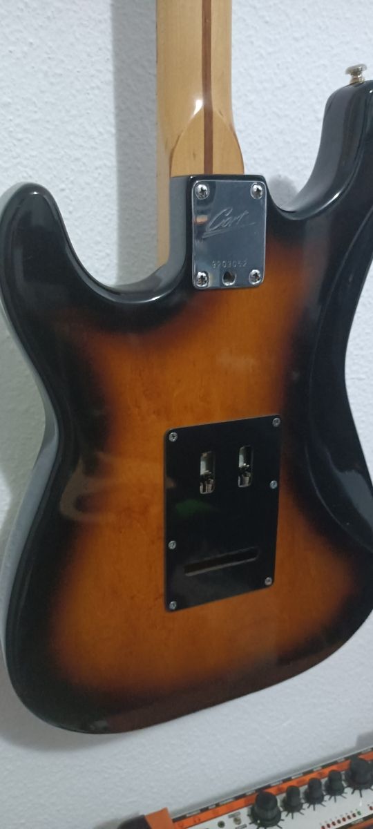 Guitarra eléctrica Cort 1992 tipo Strato