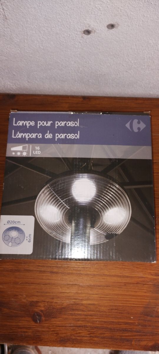 Lámpara para sombrilla