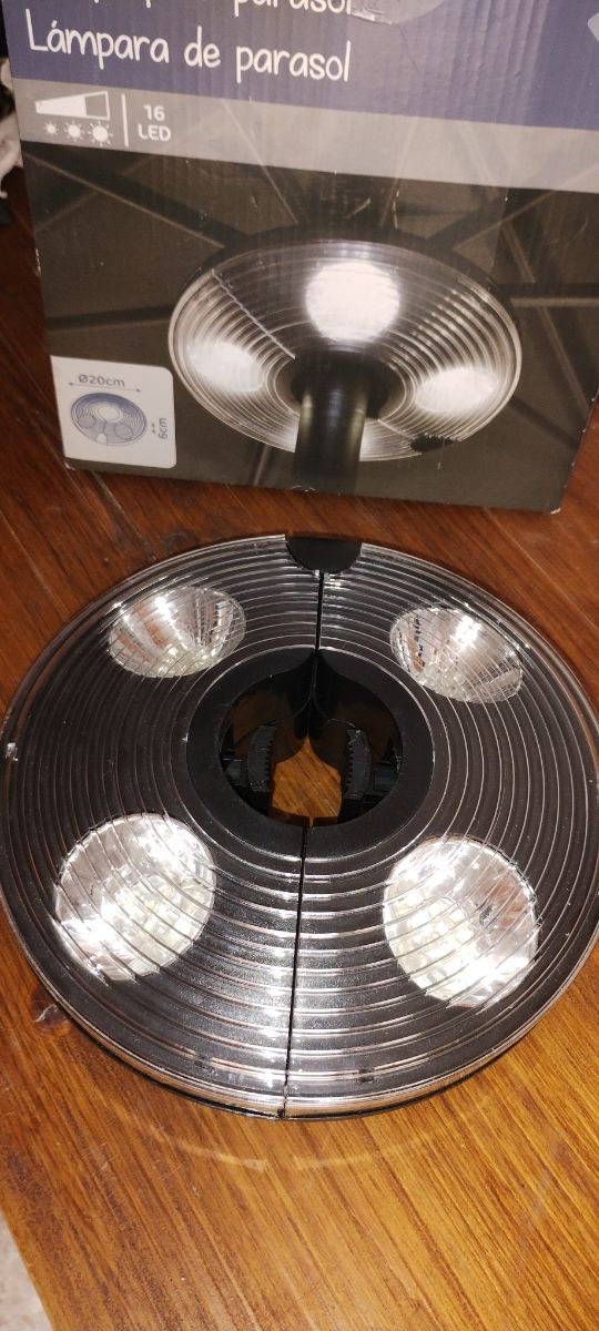 Lámpara para sombrilla